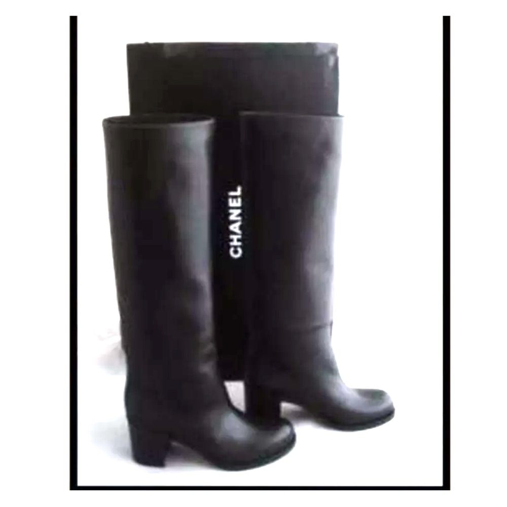 Brand new Chanel leather boots with 40.5
